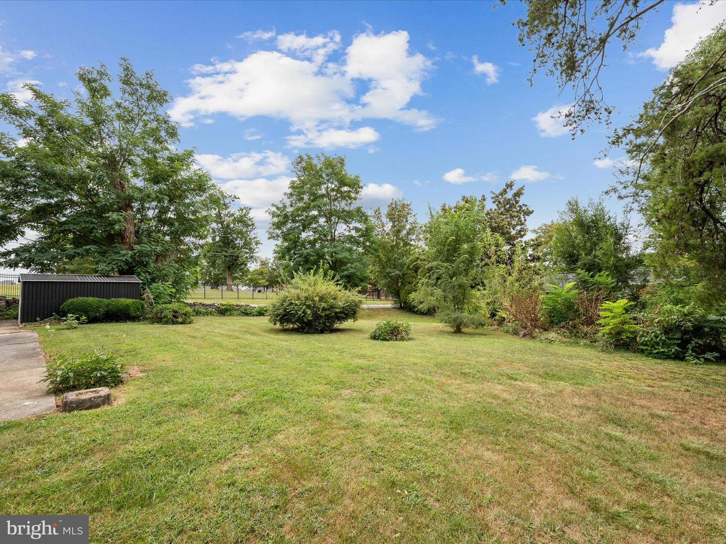 25 E HART ST, WINCHESTER, Virginia 22601, 5 Bedrooms Bedrooms, ,3 BathroomsBathrooms,Residential,For sale,25 E HART ST,VAWI2008926 MLS # VAWI2008926