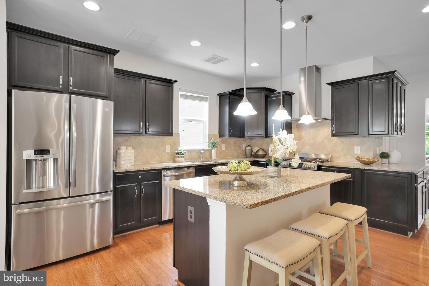 20997 POTOMAC TRAIL CIR, ASHBURN, Virginia 20148, 4 Bedrooms Bedrooms, ,4 BathroomsBathrooms,Residential,For sale,20997 POTOMAC TRAIL CIR,VALO2104982 MLS # VALO2104982