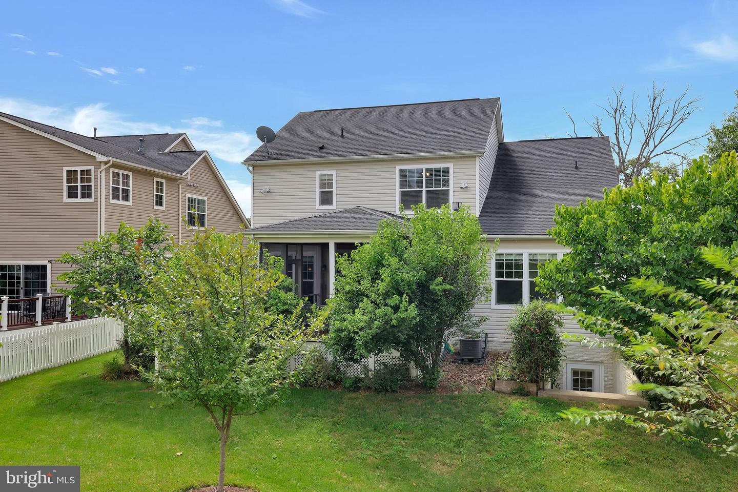 20997 POTOMAC TRAIL CIR, ASHBURN, Virginia 20148, 4 Bedrooms Bedrooms, ,4 BathroomsBathrooms,Residential,For sale,20997 POTOMAC TRAIL CIR,VALO2104982 MLS # VALO2104982