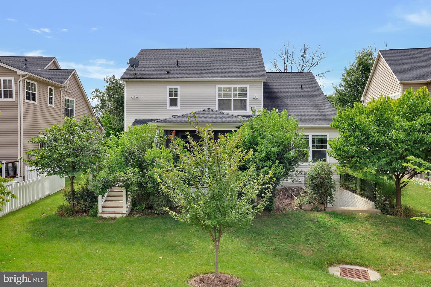 20997 POTOMAC TRAIL CIR, ASHBURN, Virginia 20148, 4 Bedrooms Bedrooms, ,4 BathroomsBathrooms,Residential,For sale,20997 POTOMAC TRAIL CIR,VALO2104982 MLS # VALO2104982
