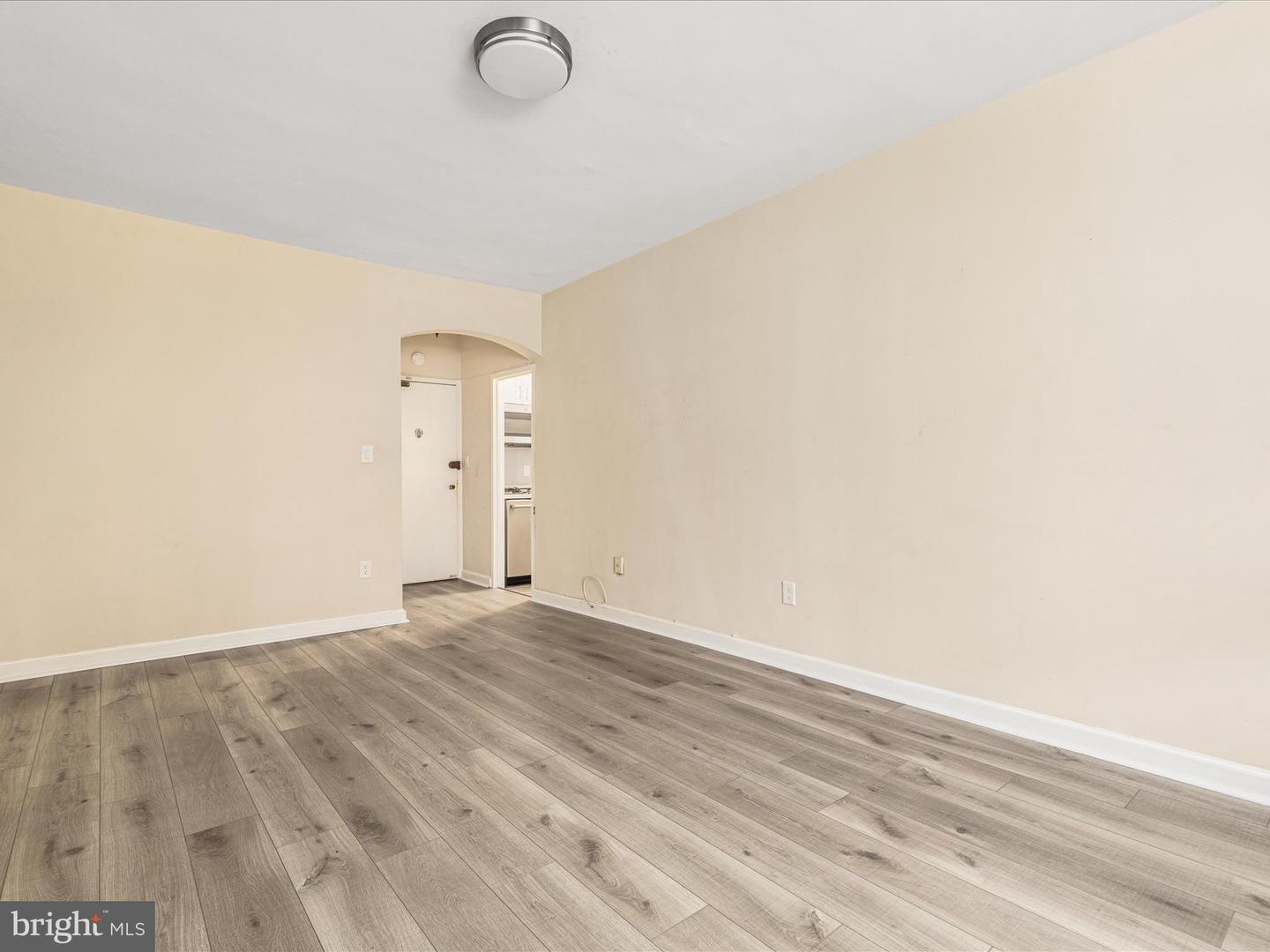 1 SCOTT CIR NW #3, WASHINGTON, District Of Columbia 20036, 1 Bedroom Bedrooms, ,1 BathroomBathrooms,Residential,For sale,1 SCOTT CIR NW #3,DCDC2216106 MLS # DCDC2216106