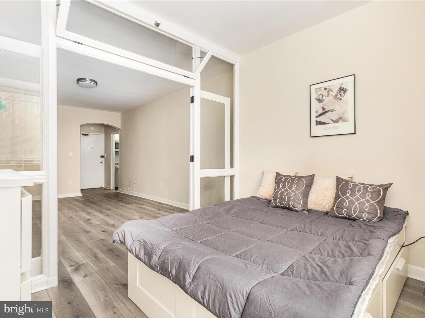 1 SCOTT CIR NW #3, WASHINGTON, District Of Columbia 20036, 1 Bedroom Bedrooms, ,1 BathroomBathrooms,Residential,For sale,1 SCOTT CIR NW #3,DCDC2216106 MLS # DCDC2216106