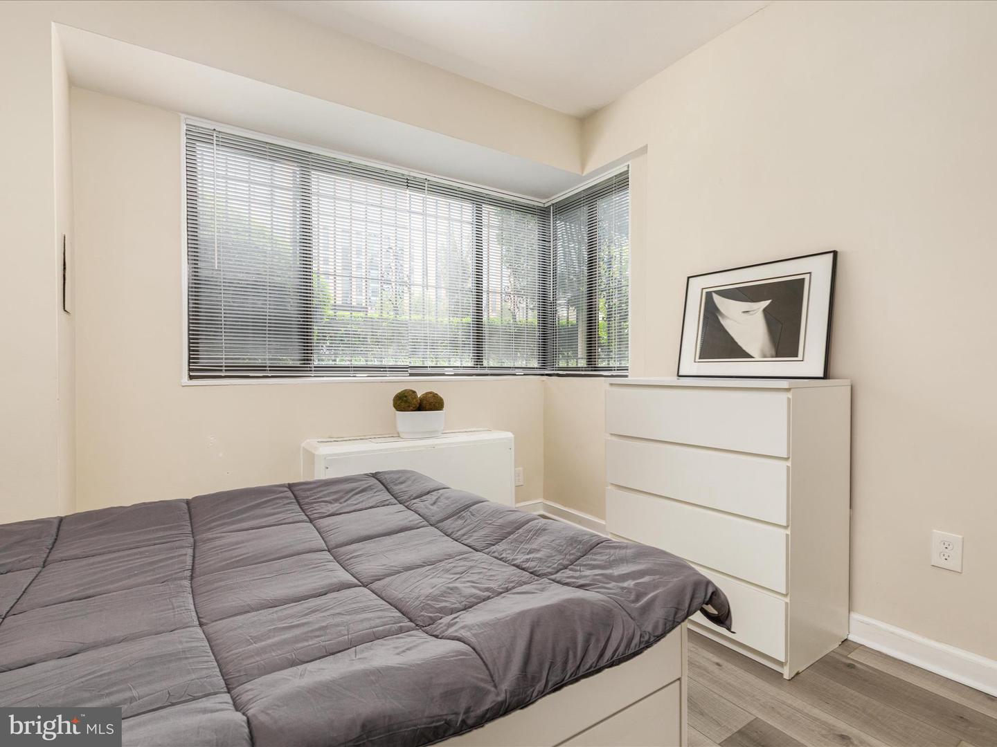 1 SCOTT CIR NW #3, WASHINGTON, District Of Columbia 20036, 1 Bedroom Bedrooms, ,1 BathroomBathrooms,Residential,For sale,1 SCOTT CIR NW #3,DCDC2216106 MLS # DCDC2216106