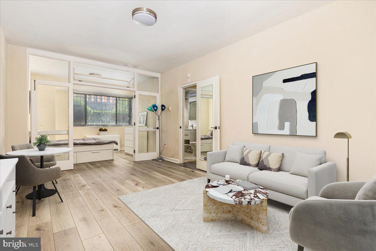 1 SCOTT CIR NW #3, WASHINGTON, District Of Columbia 20036, 1 Bedroom Bedrooms, ,1 BathroomBathrooms,Residential,For sale,1 SCOTT CIR NW #3,DCDC2216106 MLS # DCDC2216106