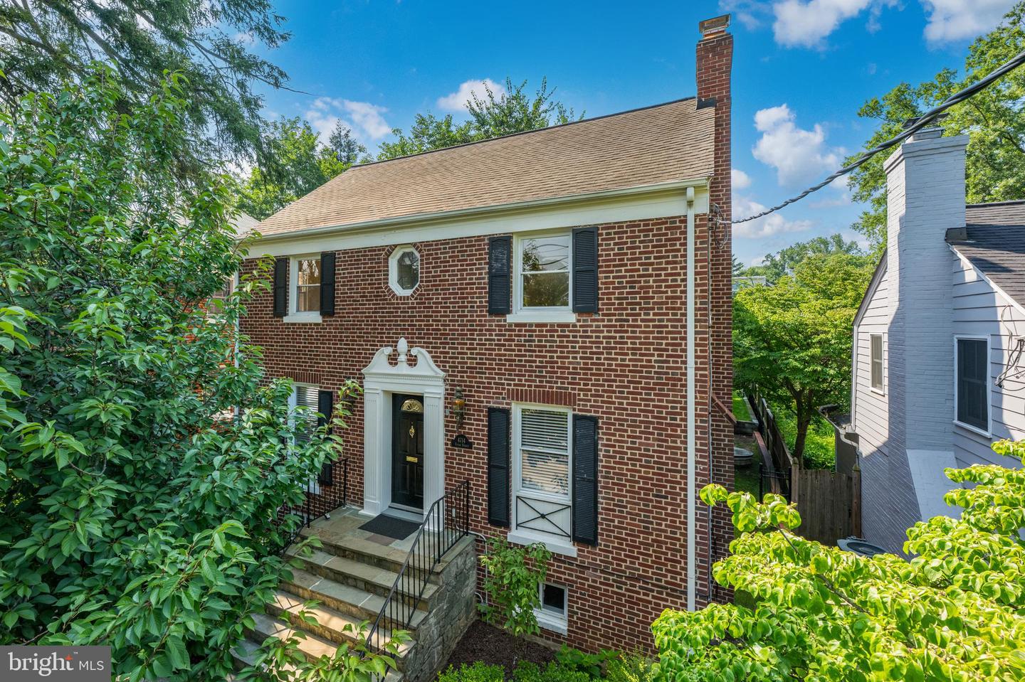 4714 UPTON ST NW, WASHINGTON, District Of Columbia 20016, 5 Bedrooms Bedrooms, ,5 BathroomsBathrooms,Residential,For sale,4714 UPTON ST NW,DCDC2216118 MLS # DCDC2216118