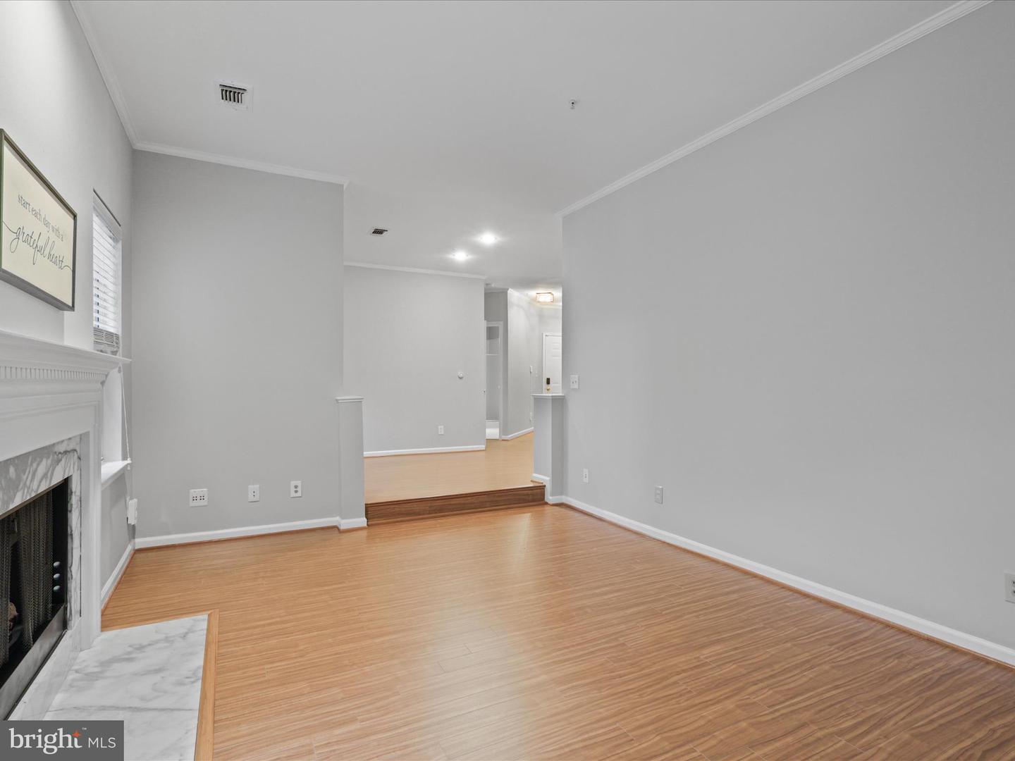 1712 LAKE SHORE CREST DR #26, RESTON, Virginia 20190, 2 Bedrooms Bedrooms, 8 Rooms Rooms,2 BathroomsBathrooms,Residential,For sale,1712 LAKE SHORE CREST DR #26,VAFX2262528 MLS # VAFX2262528