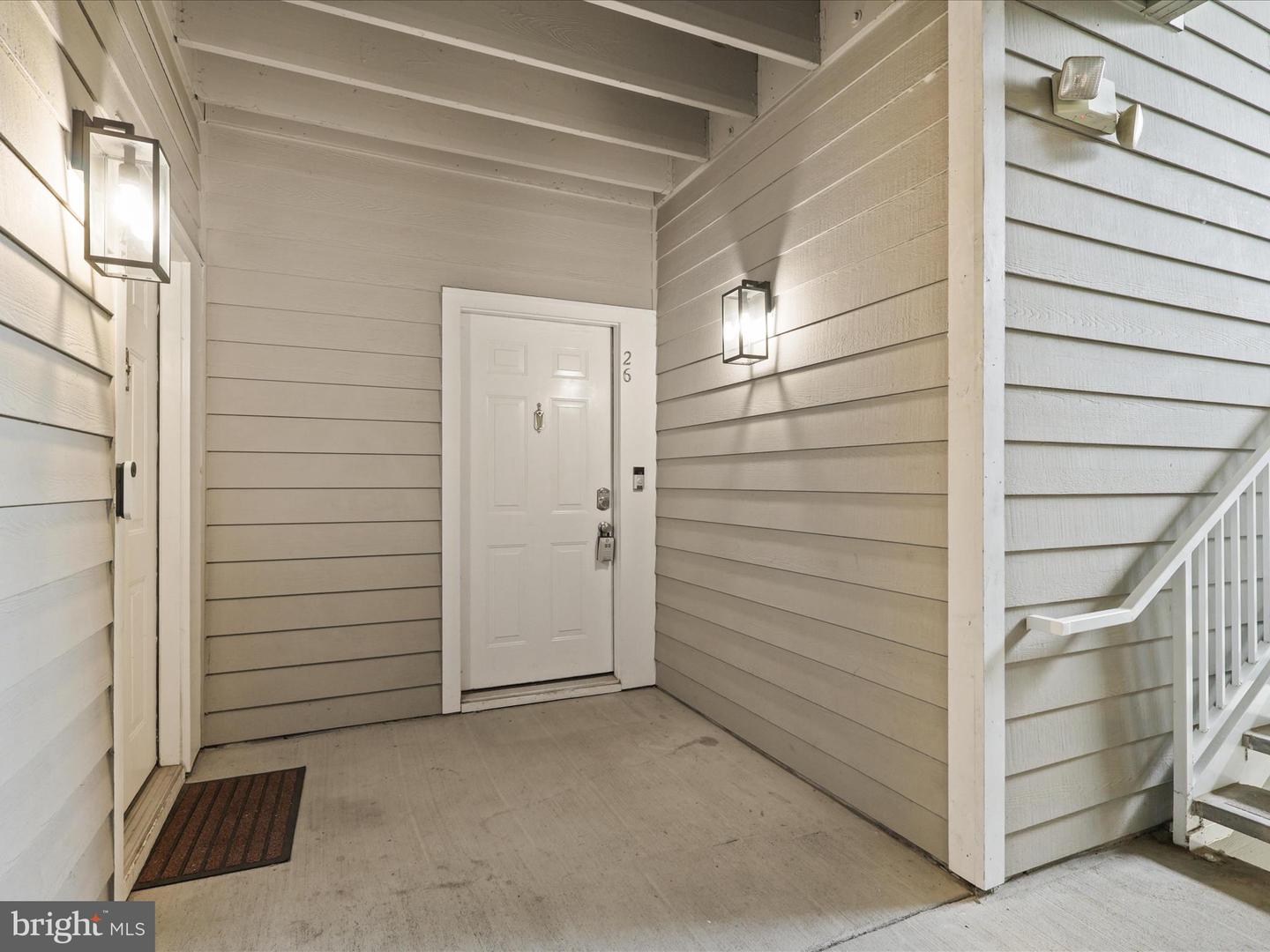 1712 LAKE SHORE CREST DR #26, RESTON, Virginia 20190, 2 Bedrooms Bedrooms, 8 Rooms Rooms,2 BathroomsBathrooms,Residential,For sale,1712 LAKE SHORE CREST DR #26,VAFX2262528 MLS # VAFX2262528