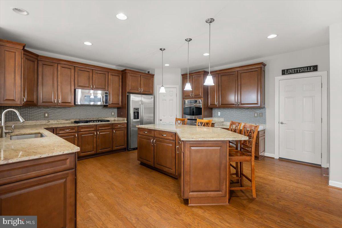 11845 PURCELL RD, LOVETTSVILLE, Virginia 20180, 5 Bedrooms Bedrooms, ,3 BathroomsBathrooms,Residential,For sale,11845 PURCELL RD,VALO2105016 MLS # VALO2105016