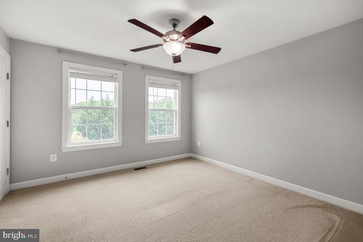 11845 PURCELL RD, LOVETTSVILLE, Virginia 20180, 5 Bedrooms Bedrooms, ,3 BathroomsBathrooms,Residential,For sale,11845 PURCELL RD,VALO2105016 MLS # VALO2105016