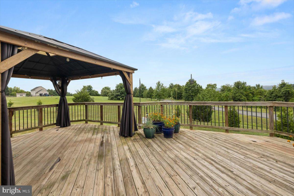 11845 PURCELL RD, LOVETTSVILLE, Virginia 20180, 5 Bedrooms Bedrooms, ,3 BathroomsBathrooms,Residential,For sale,11845 PURCELL RD,VALO2105016 MLS # VALO2105016