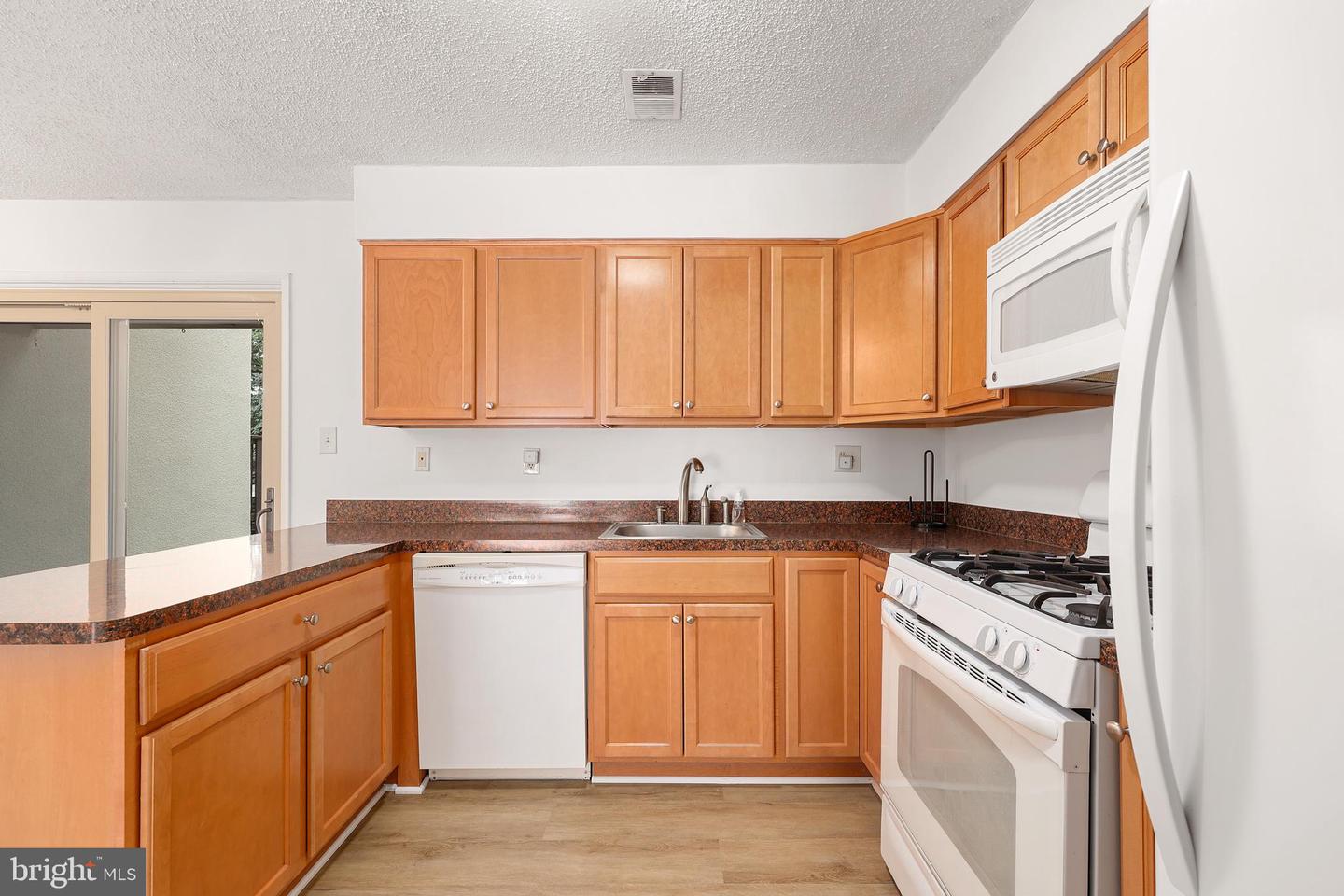 12154 CAPTIVA CT, RESTON, Virginia 20191, 2 Bedrooms Bedrooms, ,1 BathroomBathrooms,Residential,For sale,12154 CAPTIVA CT,VAFX2262576 MLS # VAFX2262576