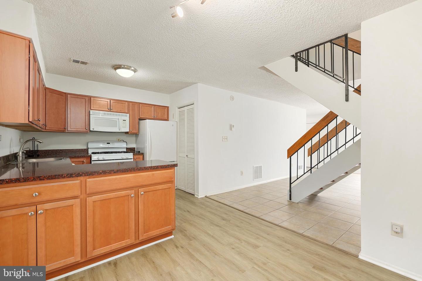 12154 CAPTIVA CT, RESTON, Virginia 20191, 2 Bedrooms Bedrooms, ,1 BathroomBathrooms,Residential,For sale,12154 CAPTIVA CT,VAFX2262576 MLS # VAFX2262576