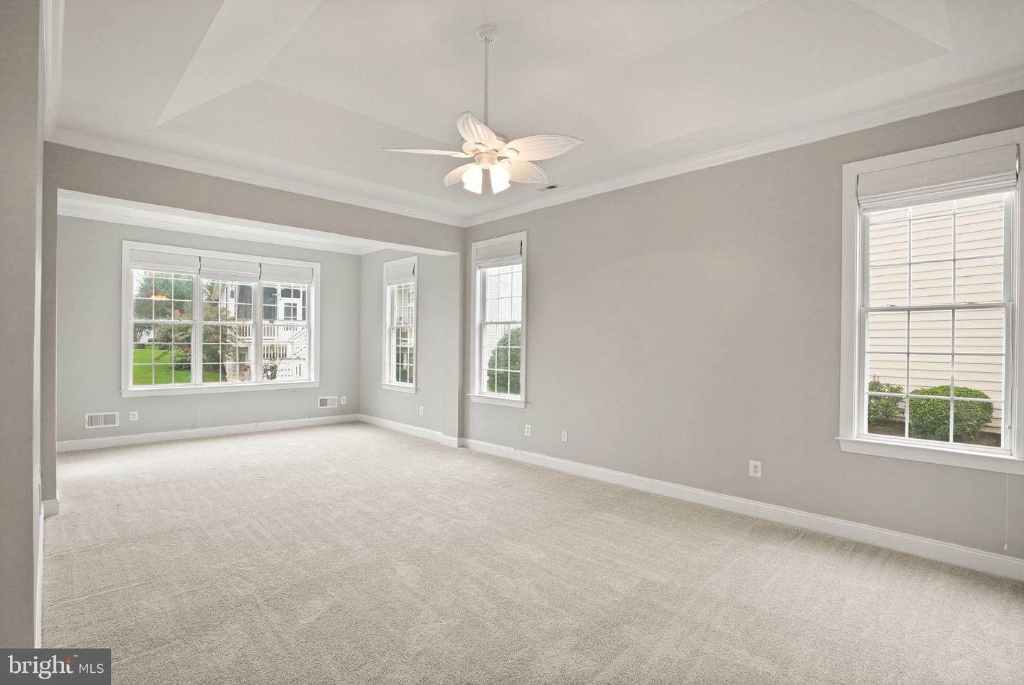 15532 FASSELS CT, HAYMARKET, Virginia 20169, 2 Bedrooms Bedrooms, ,2 BathroomsBathrooms,Residential,For sale,15532 FASSELS CT,VAPW2102172 MLS # VAPW2102172