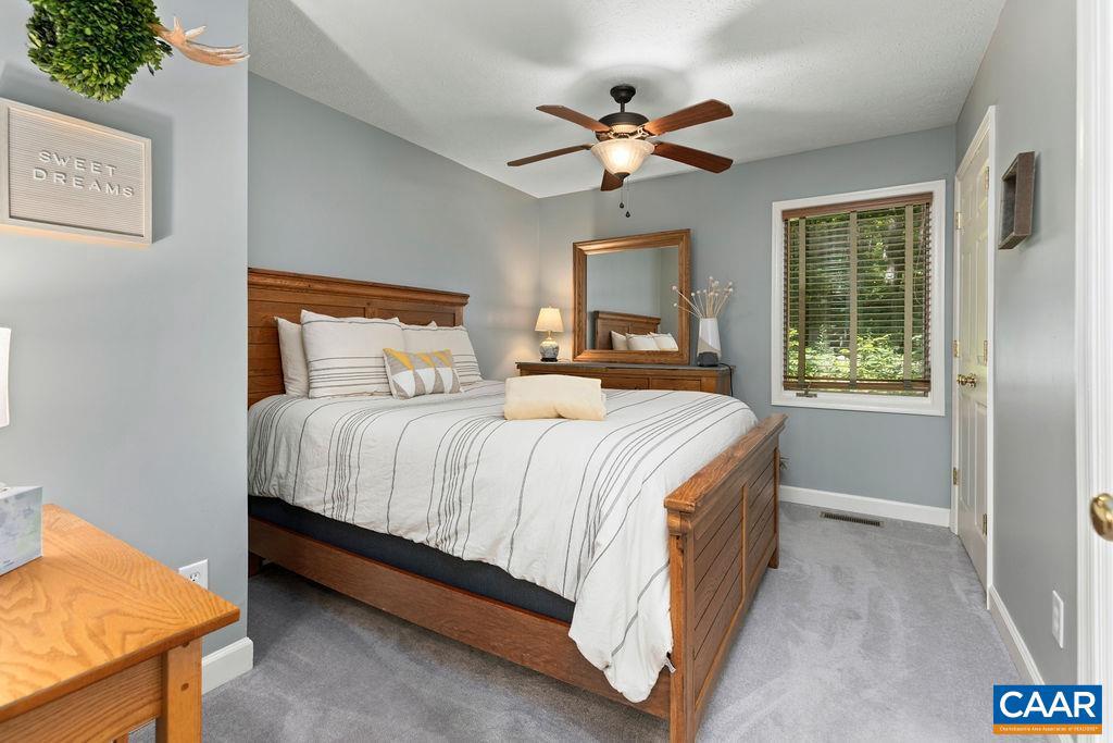 122 WHITE OAK LN, WINTERGREEN RESORT, Virginia 22967, 3 Bedrooms Bedrooms, ,2 BathroomsBathrooms,Residential,For sale,122 WHITE OAK LN,668099 MLS # 668099