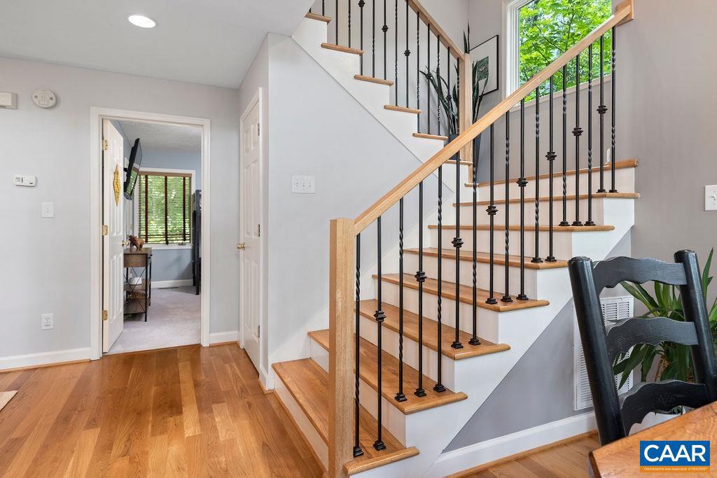 122 WHITE OAK LN, WINTERGREEN RESORT, Virginia 22967, 3 Bedrooms Bedrooms, ,2 BathroomsBathrooms,Residential,For sale,122 WHITE OAK LN,668099 MLS # 668099
