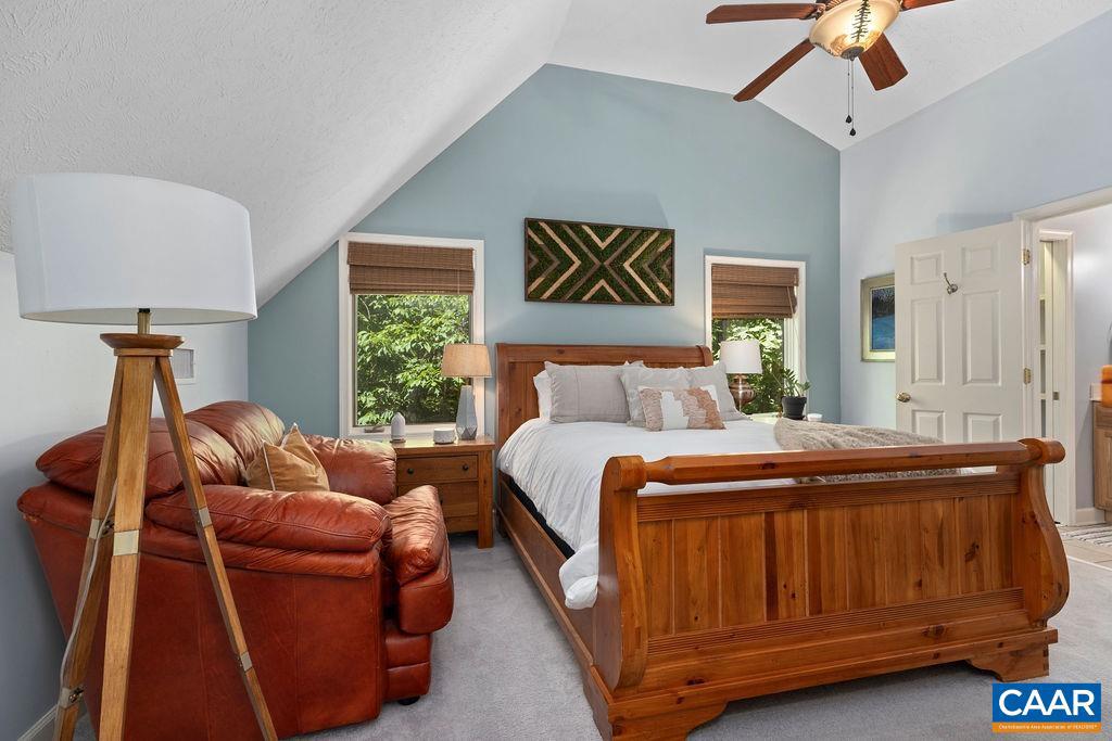 122 WHITE OAK LN, WINTERGREEN RESORT, Virginia 22967, 3 Bedrooms Bedrooms, ,2 BathroomsBathrooms,Residential,For sale,122 WHITE OAK LN,668099 MLS # 668099