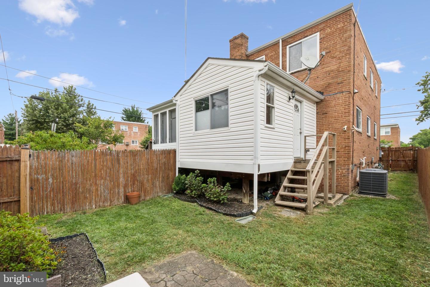 6332 NORTH CAPITOL ST NW, WASHINGTON, District Of Columbia 20011, 3 Bedrooms Bedrooms, ,2 BathroomsBathrooms,Residential,For sale,6332 NORTH CAPITOL ST NW,DCDC2216290 MLS # DCDC2216290