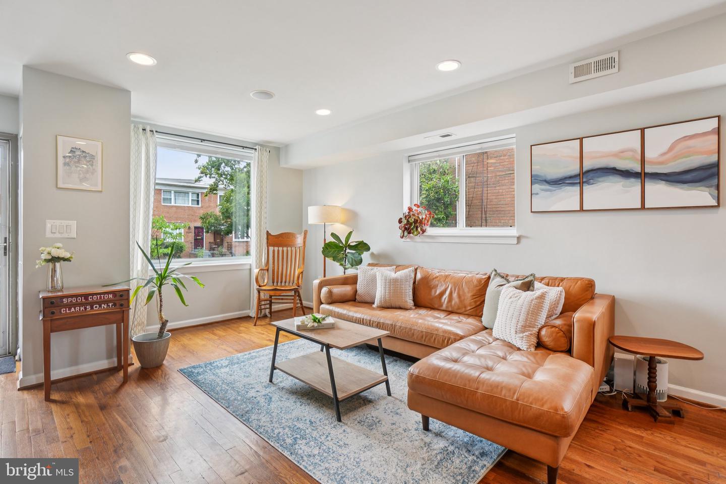 6332 NORTH CAPITOL ST NW, WASHINGTON, District Of Columbia 20011, 3 Bedrooms Bedrooms, ,2 BathroomsBathrooms,Residential,For sale,6332 NORTH CAPITOL ST NW,DCDC2216290 MLS # DCDC2216290
