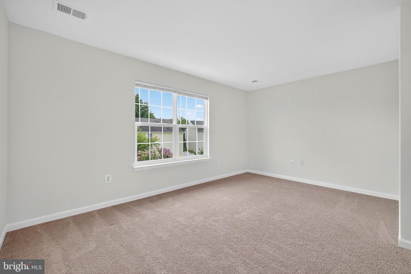 933 LAKEWOOD CIR, CULPEPER, Virginia 22701, 3 Bedrooms Bedrooms, ,2 BathroomsBathrooms,Residential,For sale,933 LAKEWOOD CIR,VACU2011400 MLS # VACU2011400