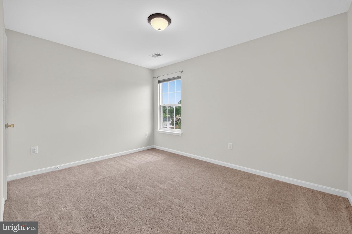 933 LAKEWOOD CIR, CULPEPER, Virginia 22701, 3 Bedrooms Bedrooms, ,2 BathroomsBathrooms,Residential,For sale,933 LAKEWOOD CIR,VACU2011400 MLS # VACU2011400