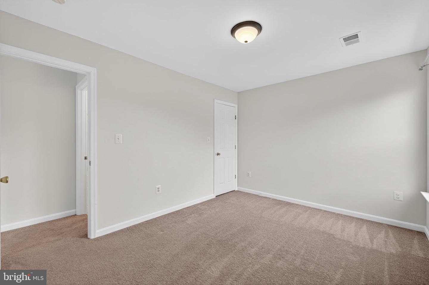 933 LAKEWOOD CIR, CULPEPER, Virginia 22701, 3 Bedrooms Bedrooms, ,2 BathroomsBathrooms,Residential,For sale,933 LAKEWOOD CIR,VACU2011400 MLS # VACU2011400