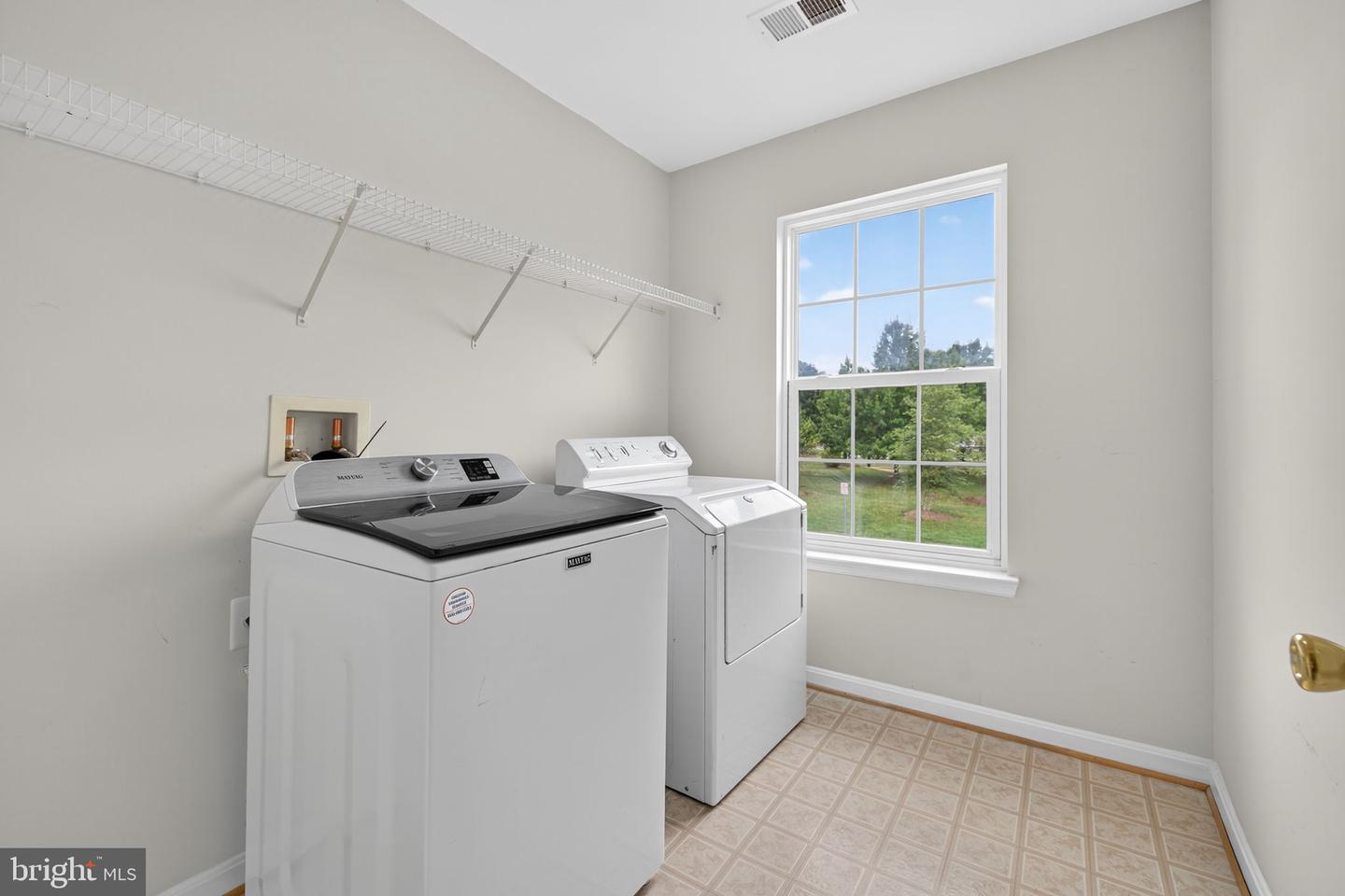 933 LAKEWOOD CIR, CULPEPER, Virginia 22701, 3 Bedrooms Bedrooms, ,2 BathroomsBathrooms,Residential,For sale,933 LAKEWOOD CIR,VACU2011400 MLS # VACU2011400