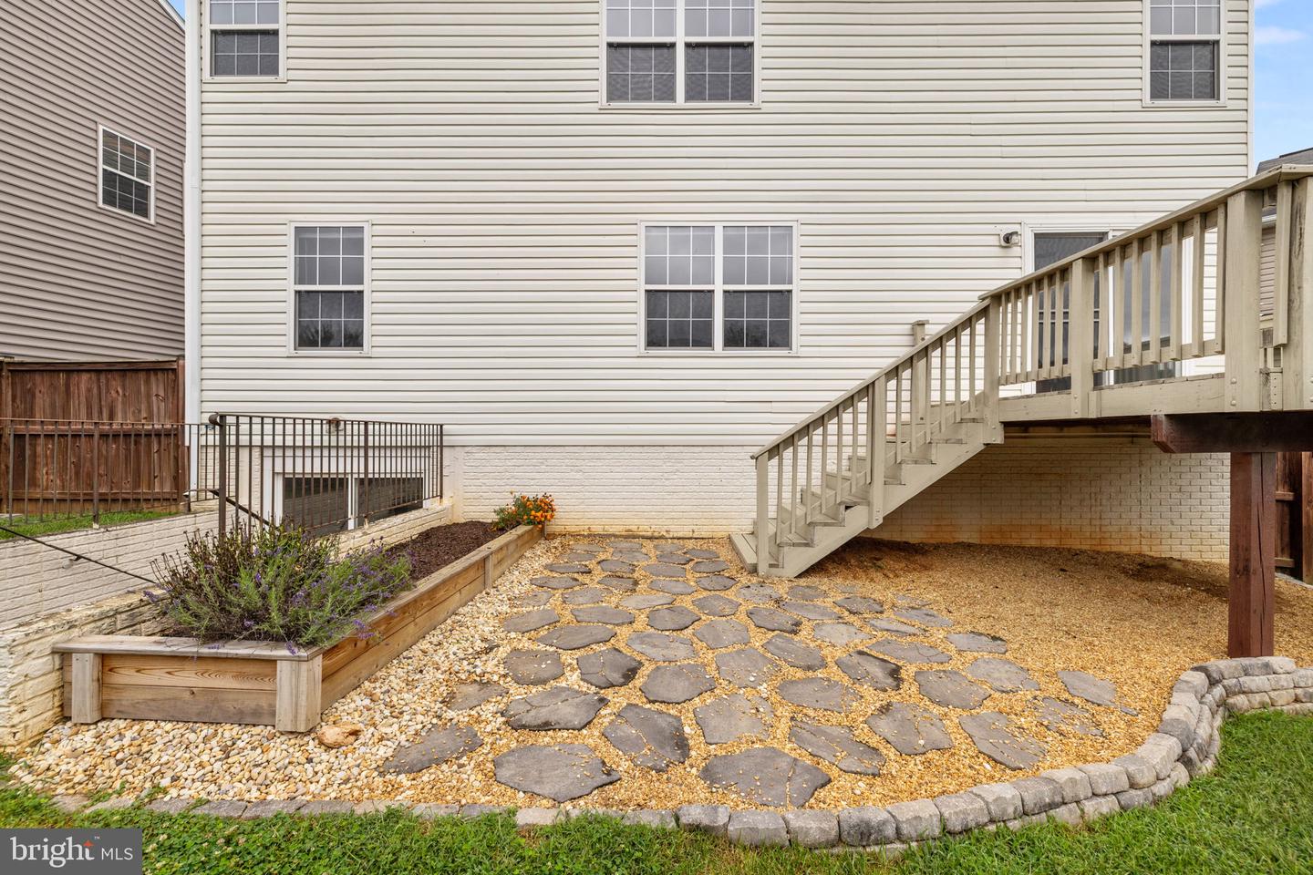 933 LAKEWOOD CIR, CULPEPER, Virginia 22701, 3 Bedrooms Bedrooms, ,2 BathroomsBathrooms,Residential,For sale,933 LAKEWOOD CIR,VACU2011400 MLS # VACU2011400