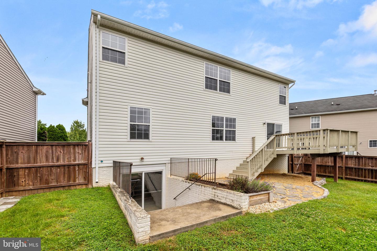 933 LAKEWOOD CIR, CULPEPER, Virginia 22701, 3 Bedrooms Bedrooms, ,2 BathroomsBathrooms,Residential,For sale,933 LAKEWOOD CIR,VACU2011400 MLS # VACU2011400