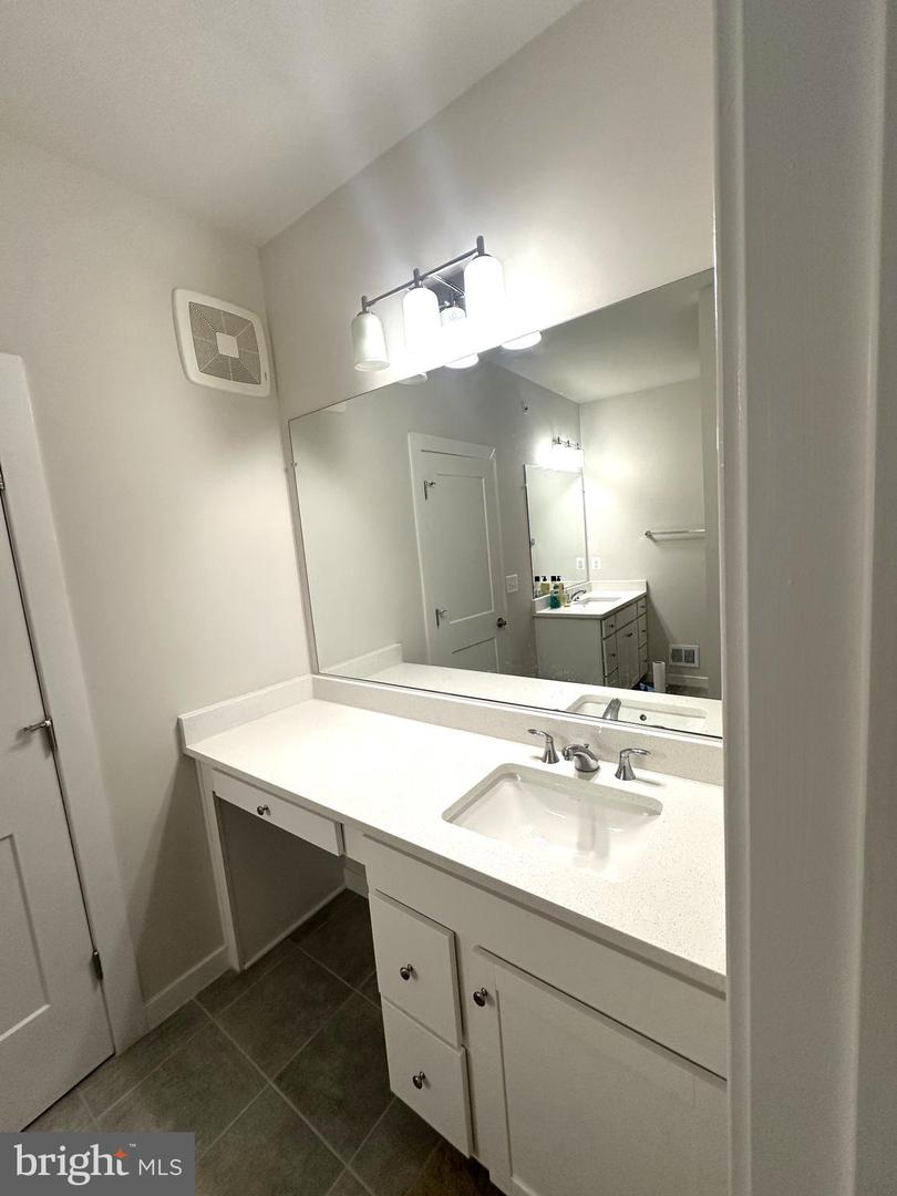 14130 GYPSUM LOOP #72, CHANTILLY, Virginia 20151, 3 Bedrooms Bedrooms, ,2 BathroomsBathrooms,Residential,For sale,14130 GYPSUM LOOP #72,VAFX2262786 MLS # VAFX2262786