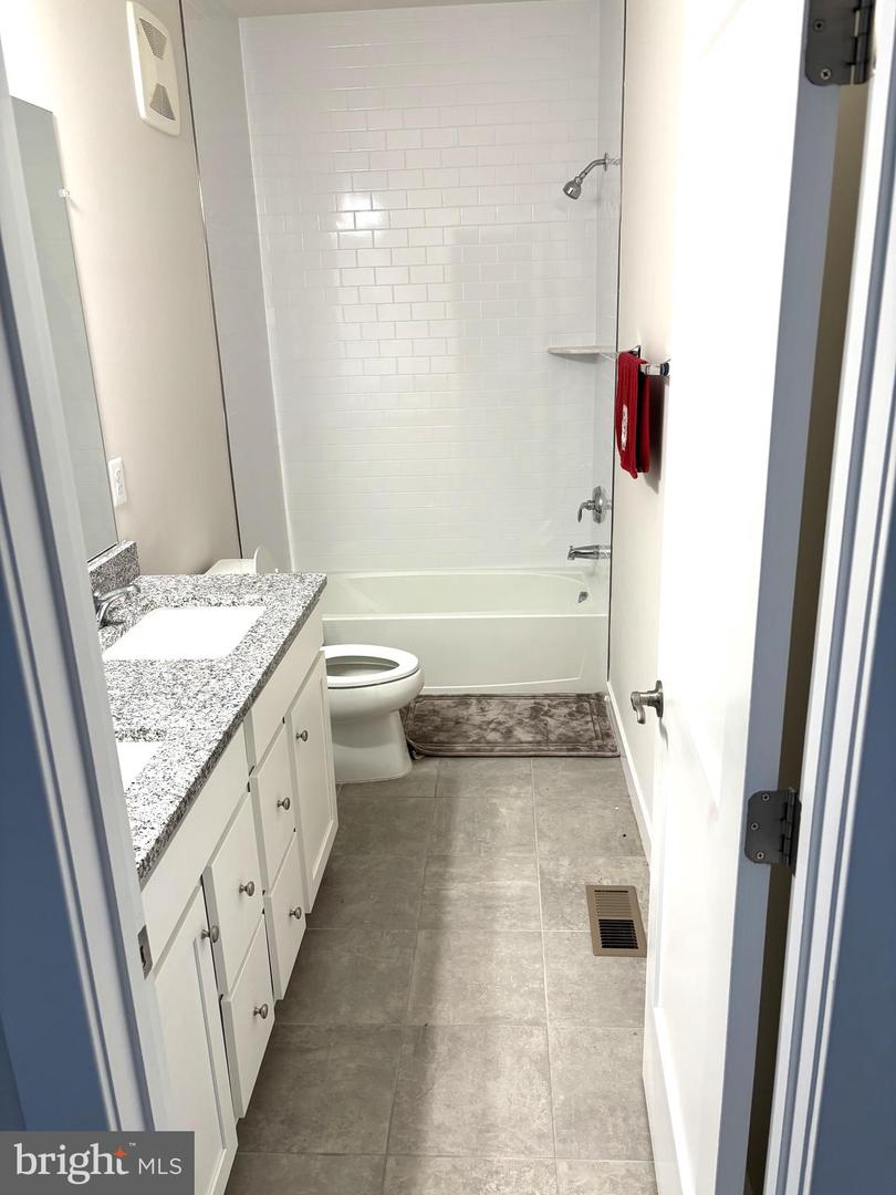 14130 GYPSUM LOOP #72, CHANTILLY, Virginia 20151, 3 Bedrooms Bedrooms, ,2 BathroomsBathrooms,Residential,For sale,14130 GYPSUM LOOP #72,VAFX2262786 MLS # VAFX2262786