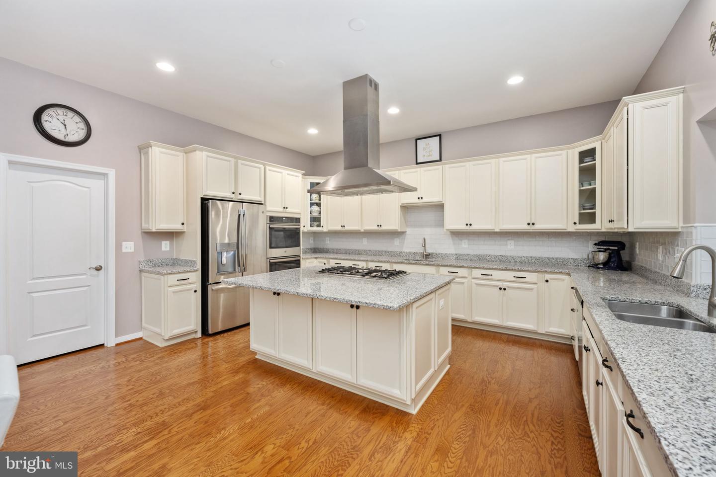 265 POPLAR MANOR AVE, FREDERICKSBURG, Virginia 22406, 4 Bedrooms Bedrooms, ,3 BathroomsBathrooms,Residential,For sale,265 POPLAR MANOR AVE,VAST2042060 MLS # VAST2042060
