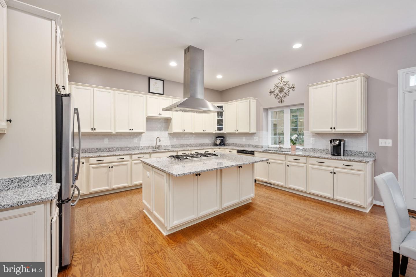 265 POPLAR MANOR AVE, FREDERICKSBURG, Virginia 22406, 4 Bedrooms Bedrooms, ,3 BathroomsBathrooms,Residential,For sale,265 POPLAR MANOR AVE,VAST2042060 MLS # VAST2042060