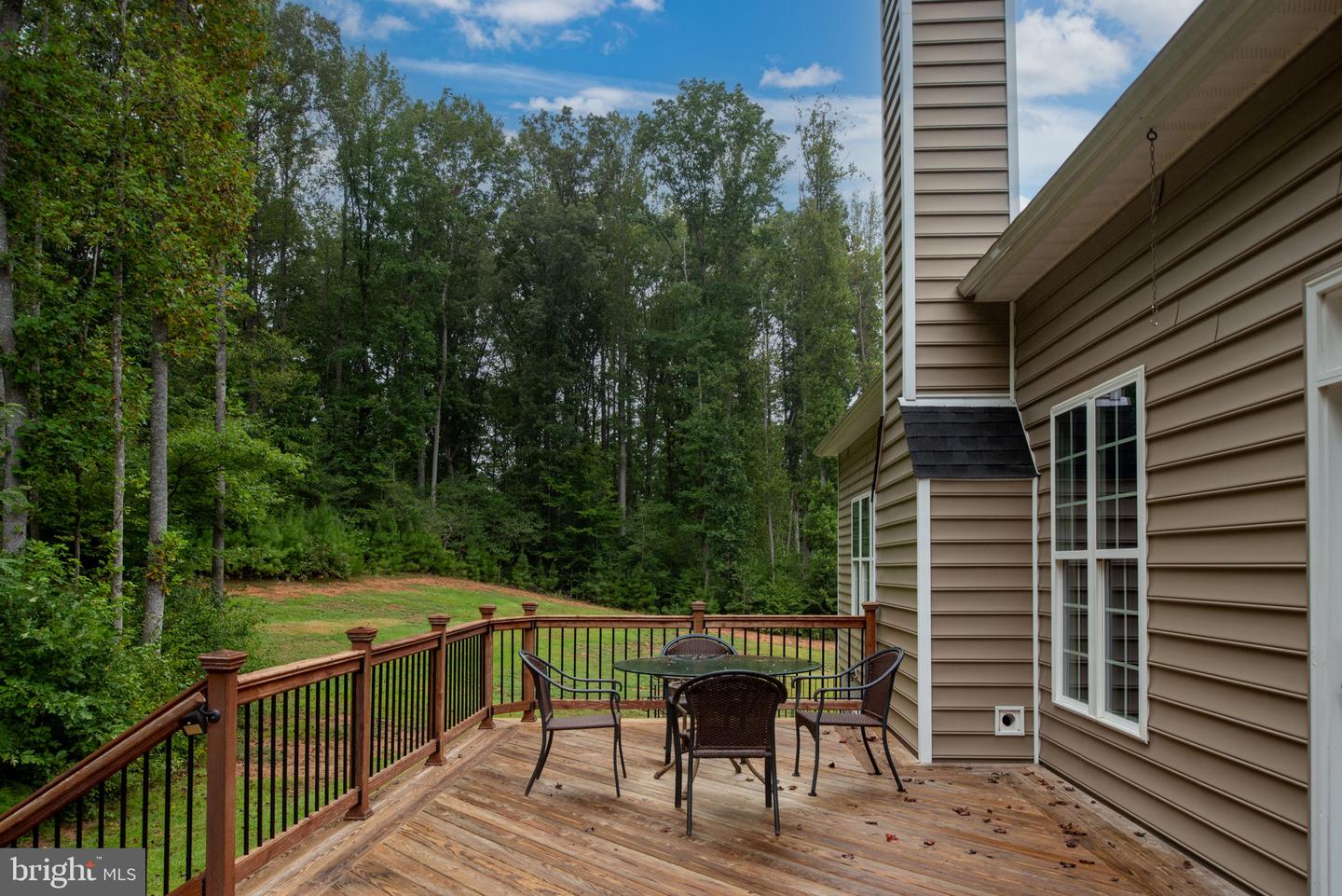 265 POPLAR MANOR AVE, FREDERICKSBURG, Virginia 22406, 4 Bedrooms Bedrooms, ,3 BathroomsBathrooms,Residential,For sale,265 POPLAR MANOR AVE,VAST2042060 MLS # VAST2042060