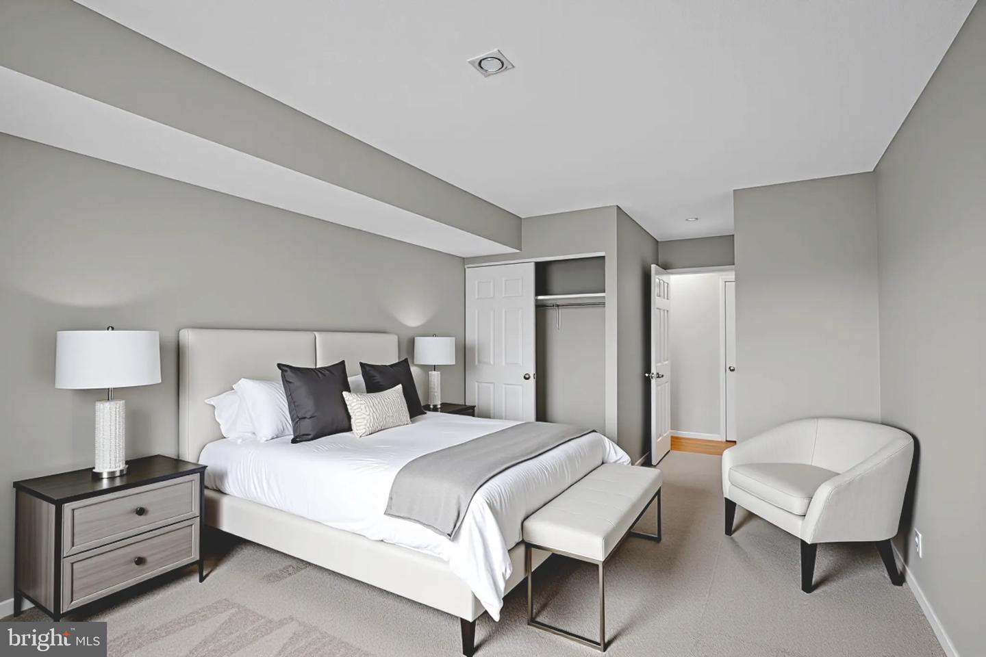 5902 MOUNT EAGLE DR #805, ALEXANDRIA, Virginia 22303, 2 Bedrooms Bedrooms, ,2 BathroomsBathrooms,Residential,For sale,5902 MOUNT EAGLE DR #805,VAFX2262868 MLS # VAFX2262868