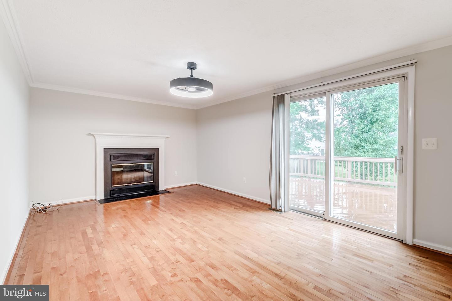 16305 BROMALL CT, CHANTILLY, Virginia 20151, 3 Bedrooms Bedrooms, ,2 BathroomsBathrooms,Residential,For sale,16305 BROMALL CT,VAFX2262794 MLS # VAFX2262794