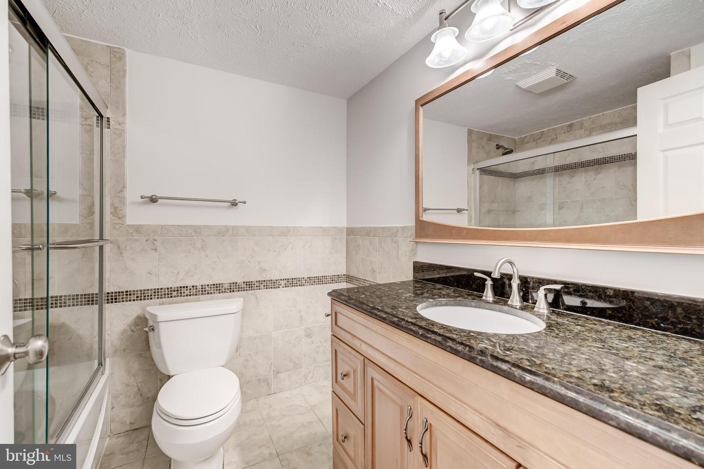 16305 BROMALL CT, CHANTILLY, Virginia 20151, 3 Bedrooms Bedrooms, ,2 BathroomsBathrooms,Residential,For sale,16305 BROMALL CT,VAFX2262794 MLS # VAFX2262794