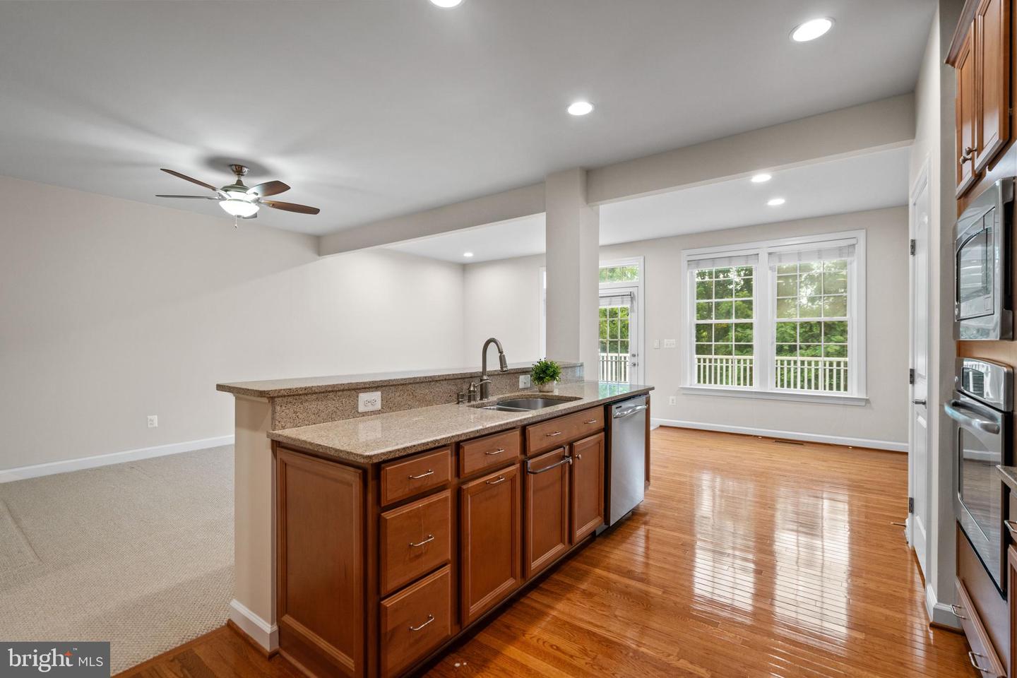 21252 PARK GROVE TER, ASHBURN, Virginia 20147, 3 Bedrooms Bedrooms, ,3 BathroomsBathrooms,Residential,For sale,21252 PARK GROVE TER,VALO2105126 MLS # VALO2105126