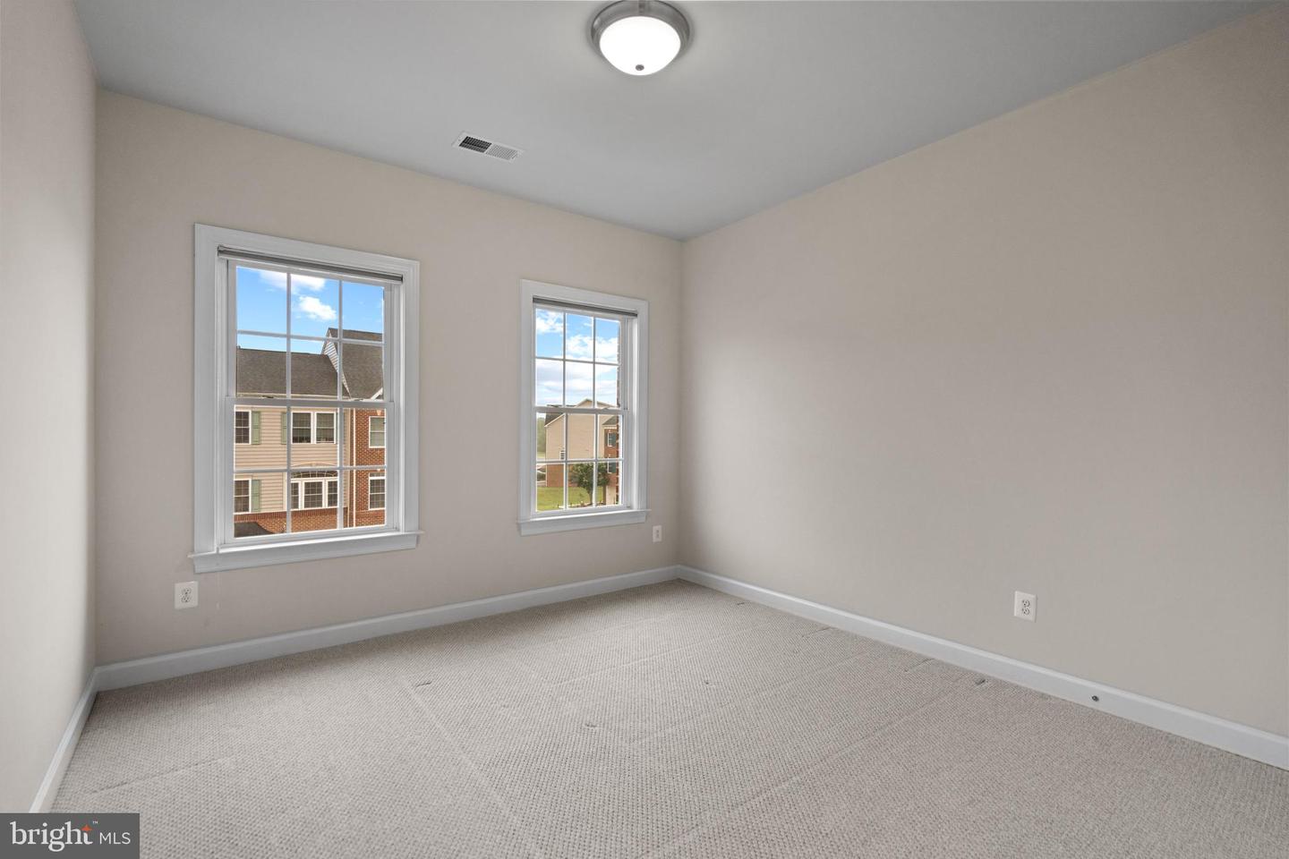 21252 PARK GROVE TER, ASHBURN, Virginia 20147, 3 Bedrooms Bedrooms, ,3 BathroomsBathrooms,Residential,For sale,21252 PARK GROVE TER,VALO2105126 MLS # VALO2105126