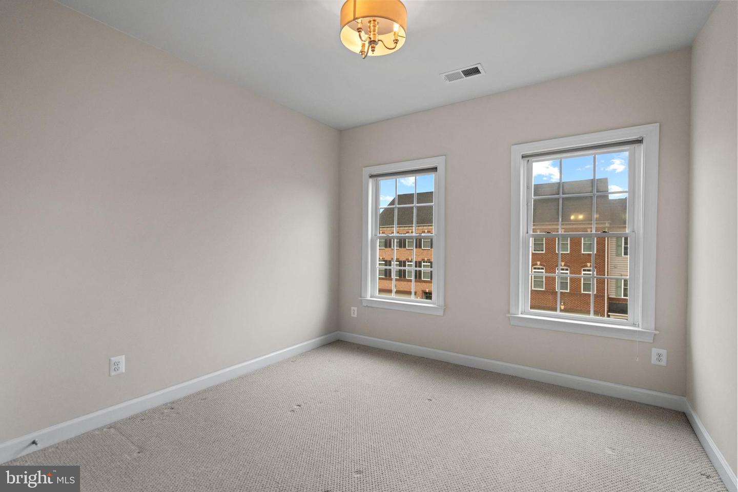 21252 PARK GROVE TER, ASHBURN, Virginia 20147, 3 Bedrooms Bedrooms, ,3 BathroomsBathrooms,Residential,For sale,21252 PARK GROVE TER,VALO2105126 MLS # VALO2105126