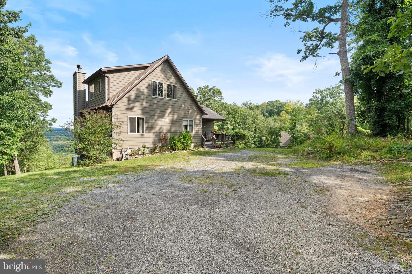 137 WENDY HILL RD, FRONT ROYAL, Virginia 22630, 3 Bedrooms Bedrooms, ,3 BathroomsBathrooms,Residential,For sale,137 WENDY HILL RD,VAWR2012062 MLS # VAWR2012062