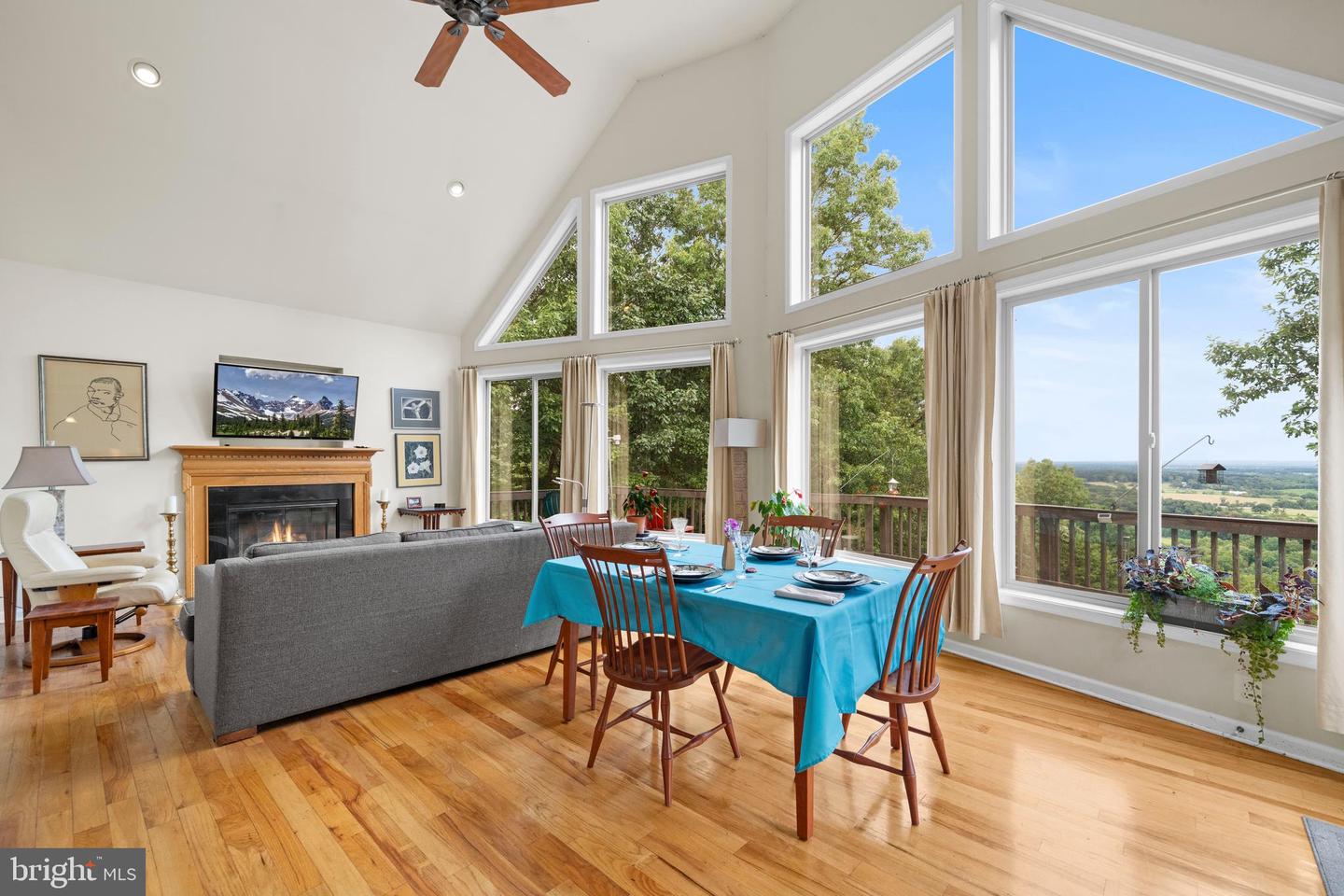 137 WENDY HILL RD, FRONT ROYAL, Virginia 22630, 3 Bedrooms Bedrooms, ,3 BathroomsBathrooms,Residential,For sale,137 WENDY HILL RD,VAWR2012062 MLS # VAWR2012062