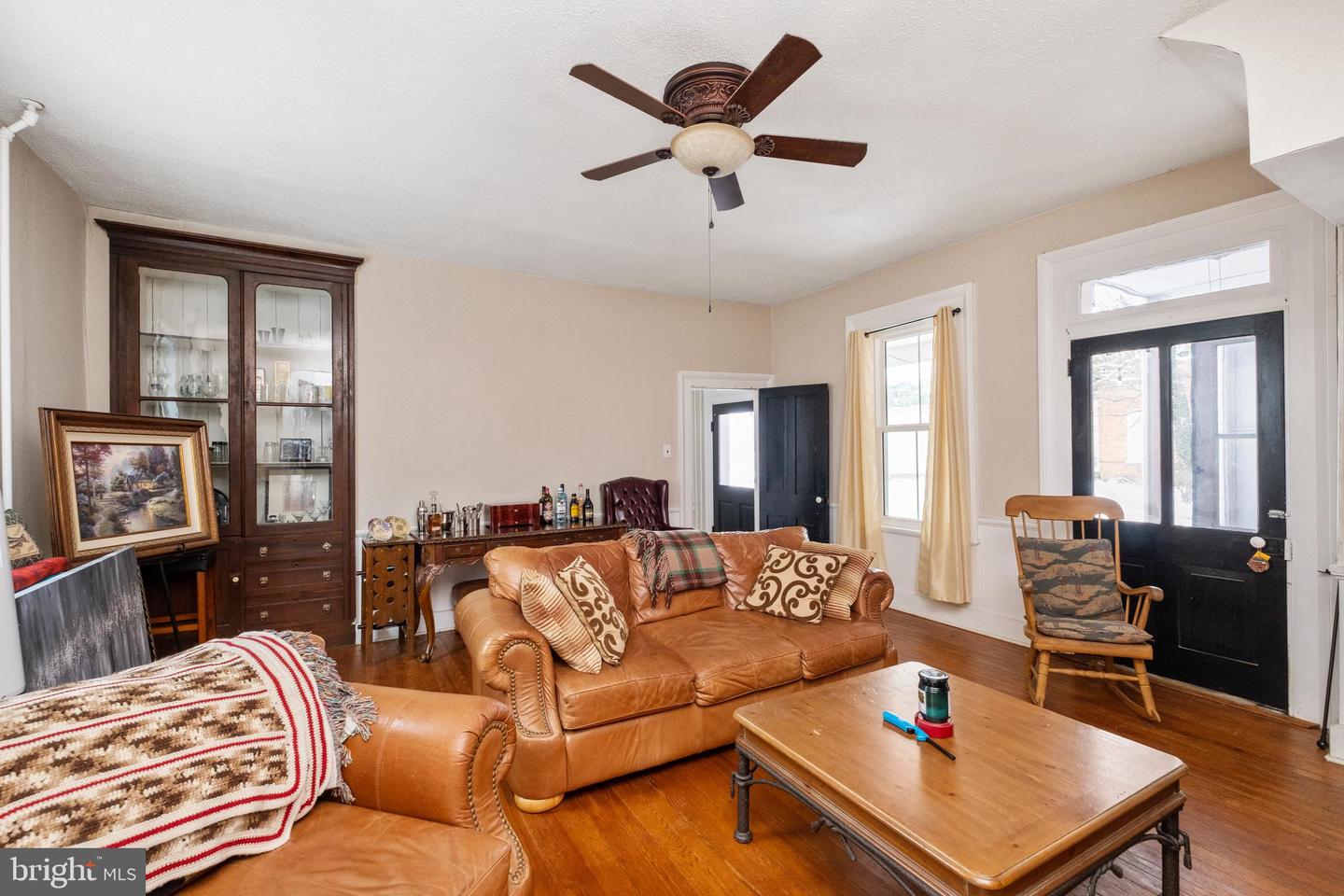 9400 CONGRESS ST S, NEW MARKET, Virginia 22844, 4 Bedrooms Bedrooms, ,2 BathroomsBathrooms,Residential,For sale,9400 CONGRESS ST S,VASH2012316 MLS # VASH2012316
