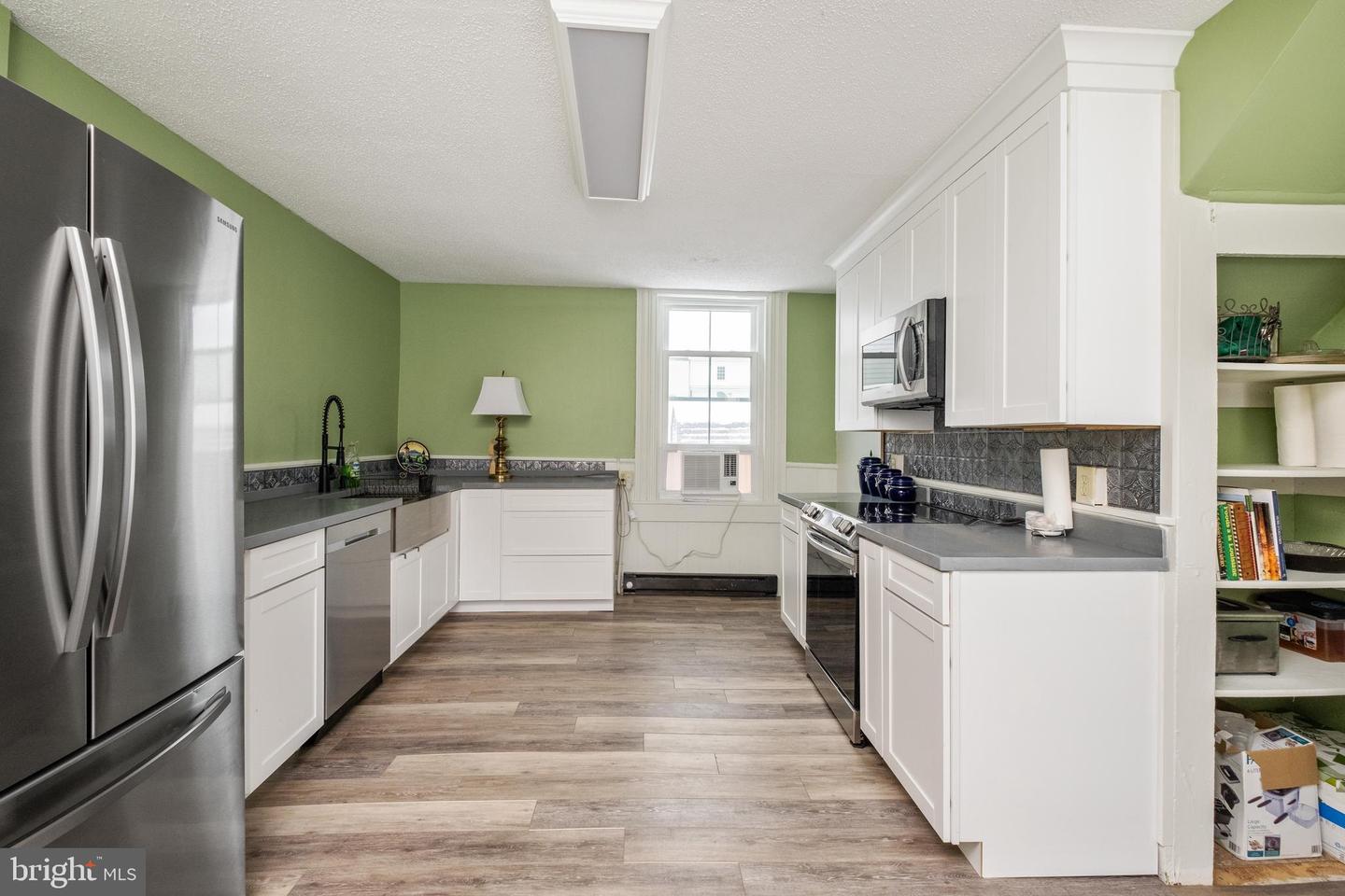 9400 CONGRESS ST S, NEW MARKET, Virginia 22844, 4 Bedrooms Bedrooms, ,2 BathroomsBathrooms,Residential,For sale,9400 CONGRESS ST S,VASH2012316 MLS # VASH2012316