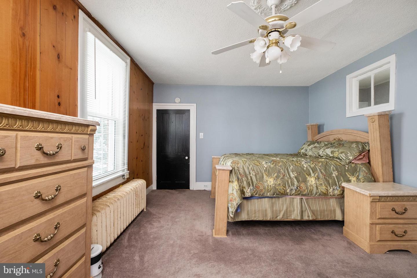 9400 CONGRESS ST S, NEW MARKET, Virginia 22844, 4 Bedrooms Bedrooms, ,2 BathroomsBathrooms,Residential,For sale,9400 CONGRESS ST S,VASH2012316 MLS # VASH2012316