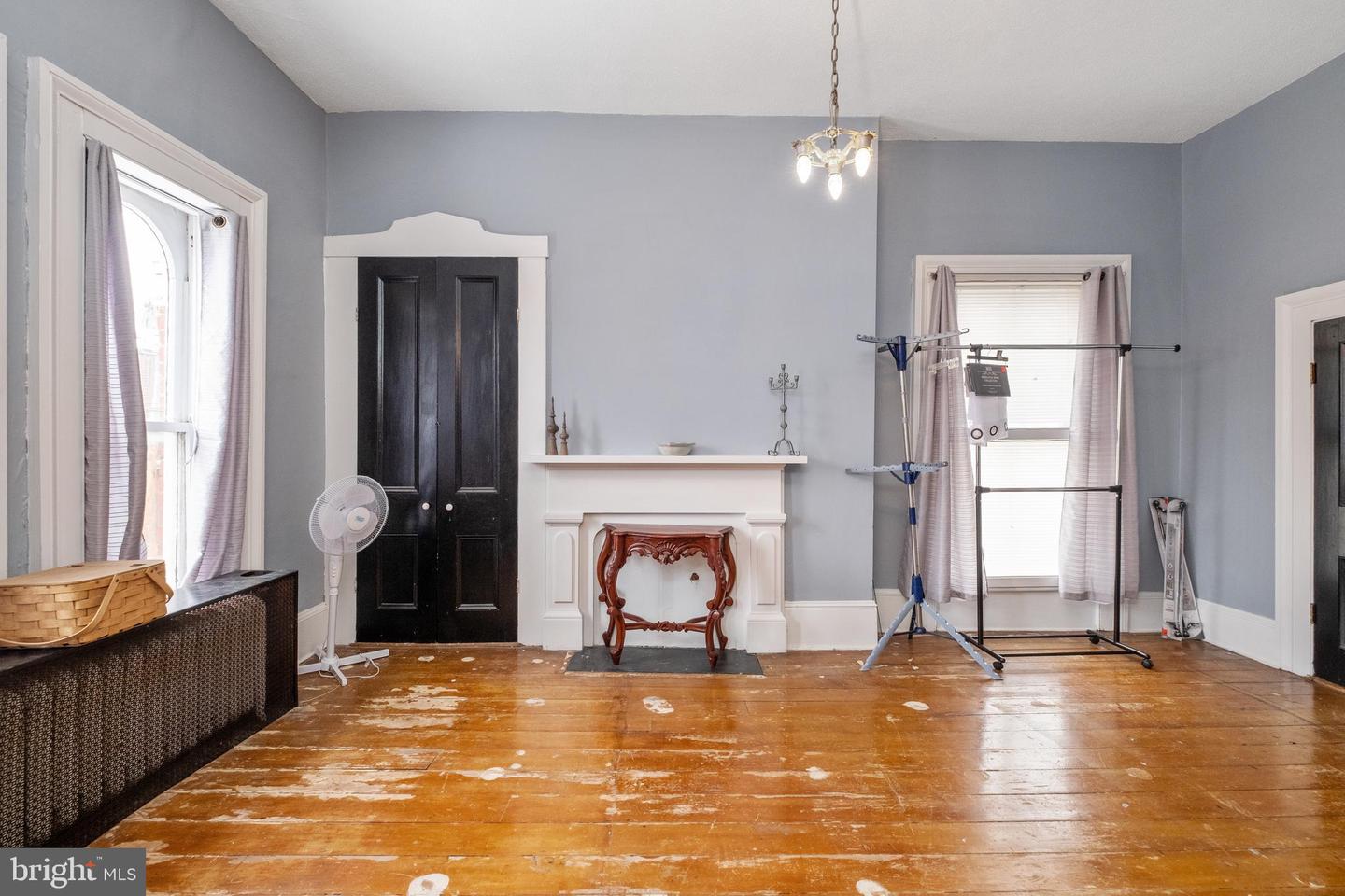9400 CONGRESS ST S, NEW MARKET, Virginia 22844, 4 Bedrooms Bedrooms, ,2 BathroomsBathrooms,Residential,For sale,9400 CONGRESS ST S,VASH2012316 MLS # VASH2012316