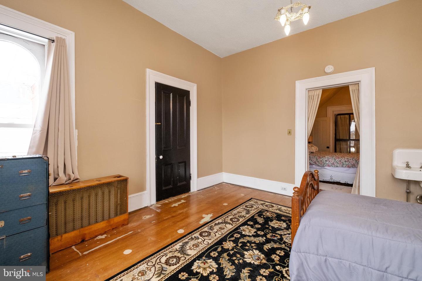9400 CONGRESS ST S, NEW MARKET, Virginia 22844, 4 Bedrooms Bedrooms, ,2 BathroomsBathrooms,Residential,For sale,9400 CONGRESS ST S,VASH2012316 MLS # VASH2012316