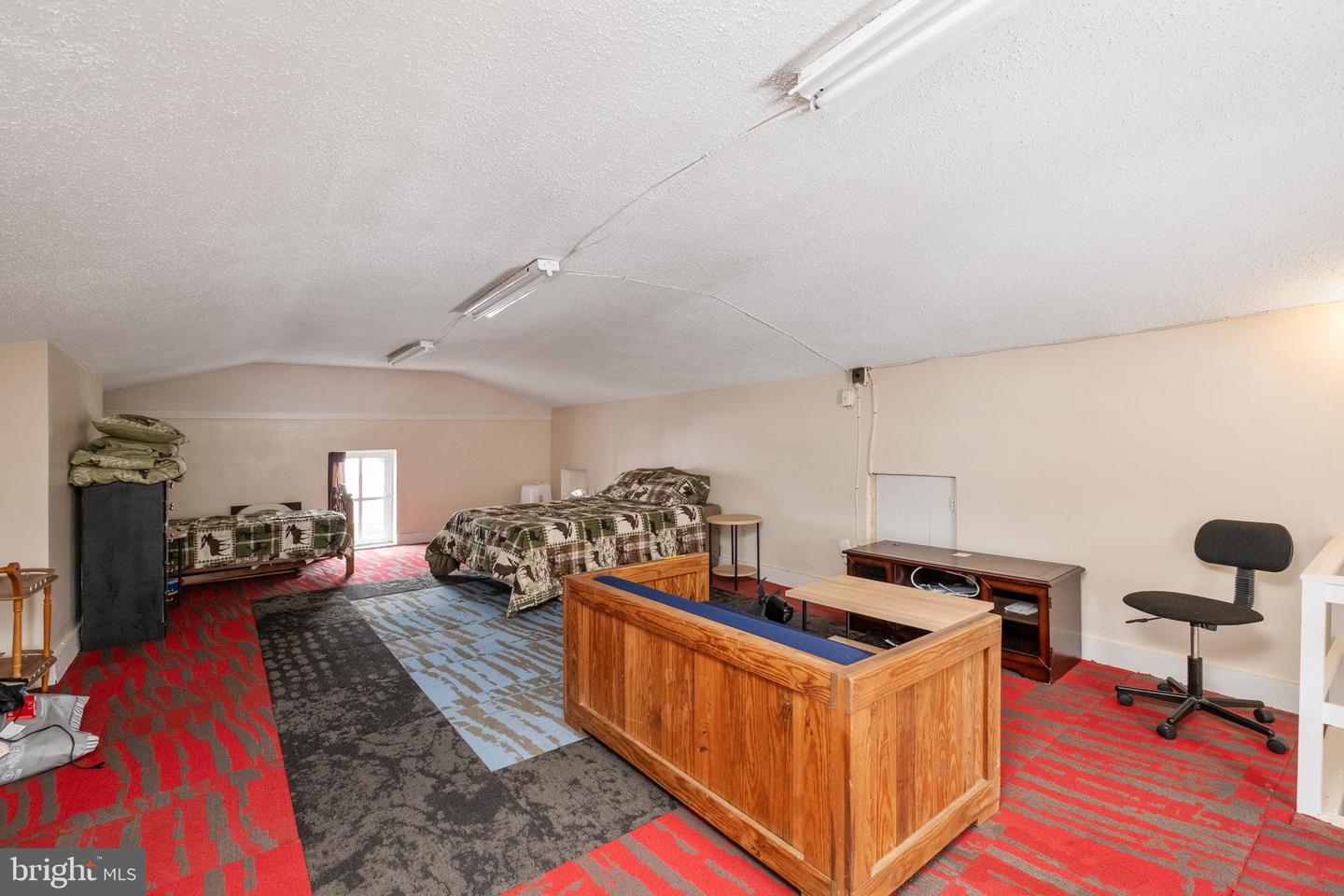 9400 CONGRESS ST S, NEW MARKET, Virginia 22844, 4 Bedrooms Bedrooms, ,2 BathroomsBathrooms,Residential,For sale,9400 CONGRESS ST S,VASH2012316 MLS # VASH2012316