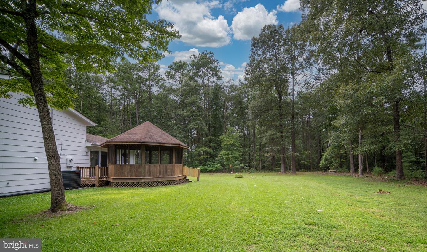 20023 PARADISE LN, RUTHER GLEN, Virginia 22546, 4 Bedrooms Bedrooms, ,3 BathroomsBathrooms,Residential,For sale,20023 PARADISE LN,VACV2008742 MLS # VACV2008742
