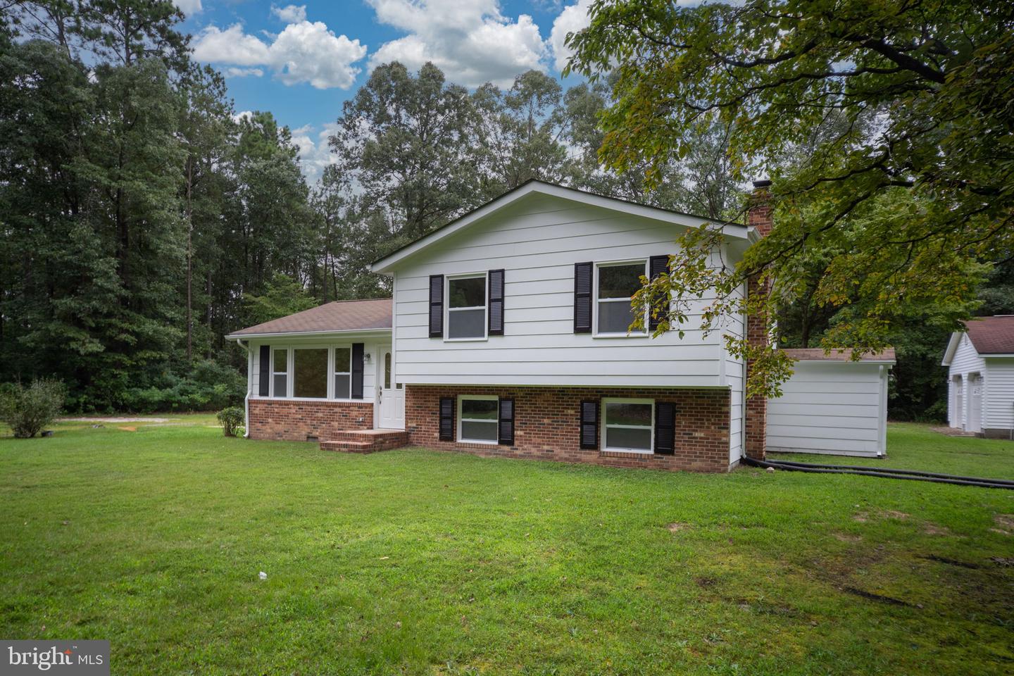 20023 PARADISE LN, RUTHER GLEN, Virginia 22546, 4 Bedrooms Bedrooms, ,3 BathroomsBathrooms,Residential,For sale,20023 PARADISE LN,VACV2008742 MLS # VACV2008742