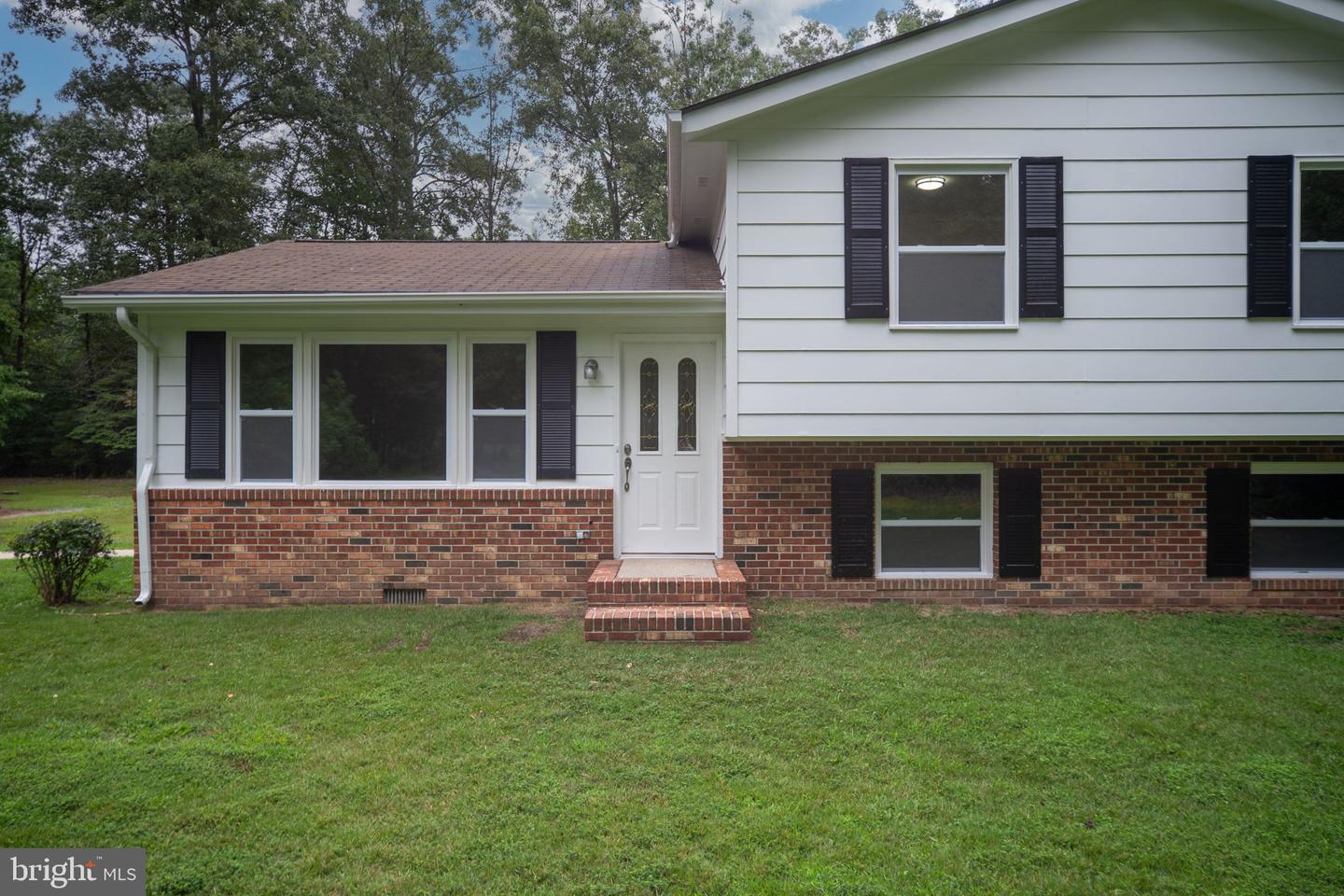 20023 PARADISE LN, RUTHER GLEN, Virginia 22546, 4 Bedrooms Bedrooms, ,3 BathroomsBathrooms,Residential,For sale,20023 PARADISE LN,VACV2008742 MLS # VACV2008742